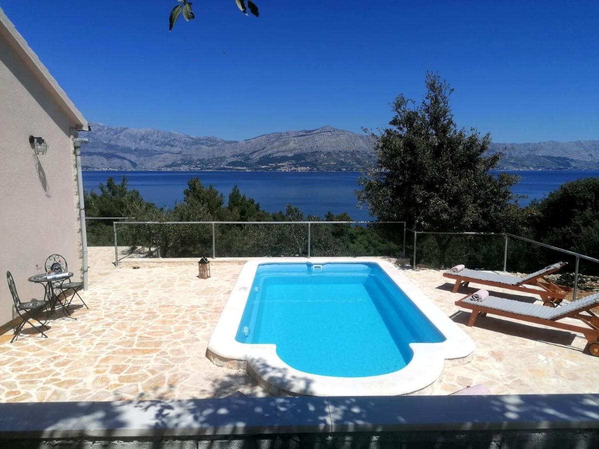 Secluded Holiday Home Heritage Postira Bagian luar foto